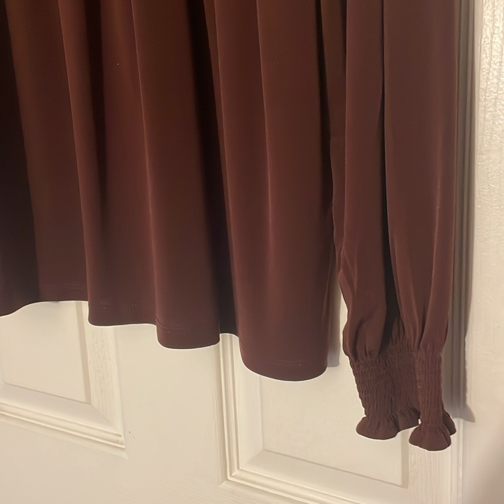 Maroon blouse - Picture 3 of 5
